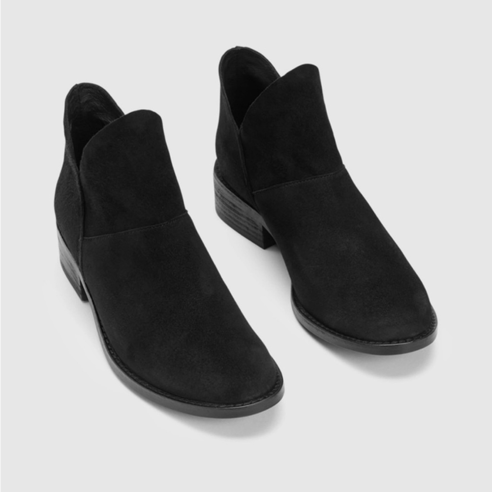 Eileen Fisher Black Leaf Suede Bootie Ankle Booties